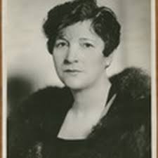  Lulu Hunt Peters